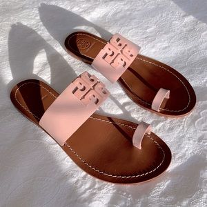 Tory Burch Toe Ring sandals